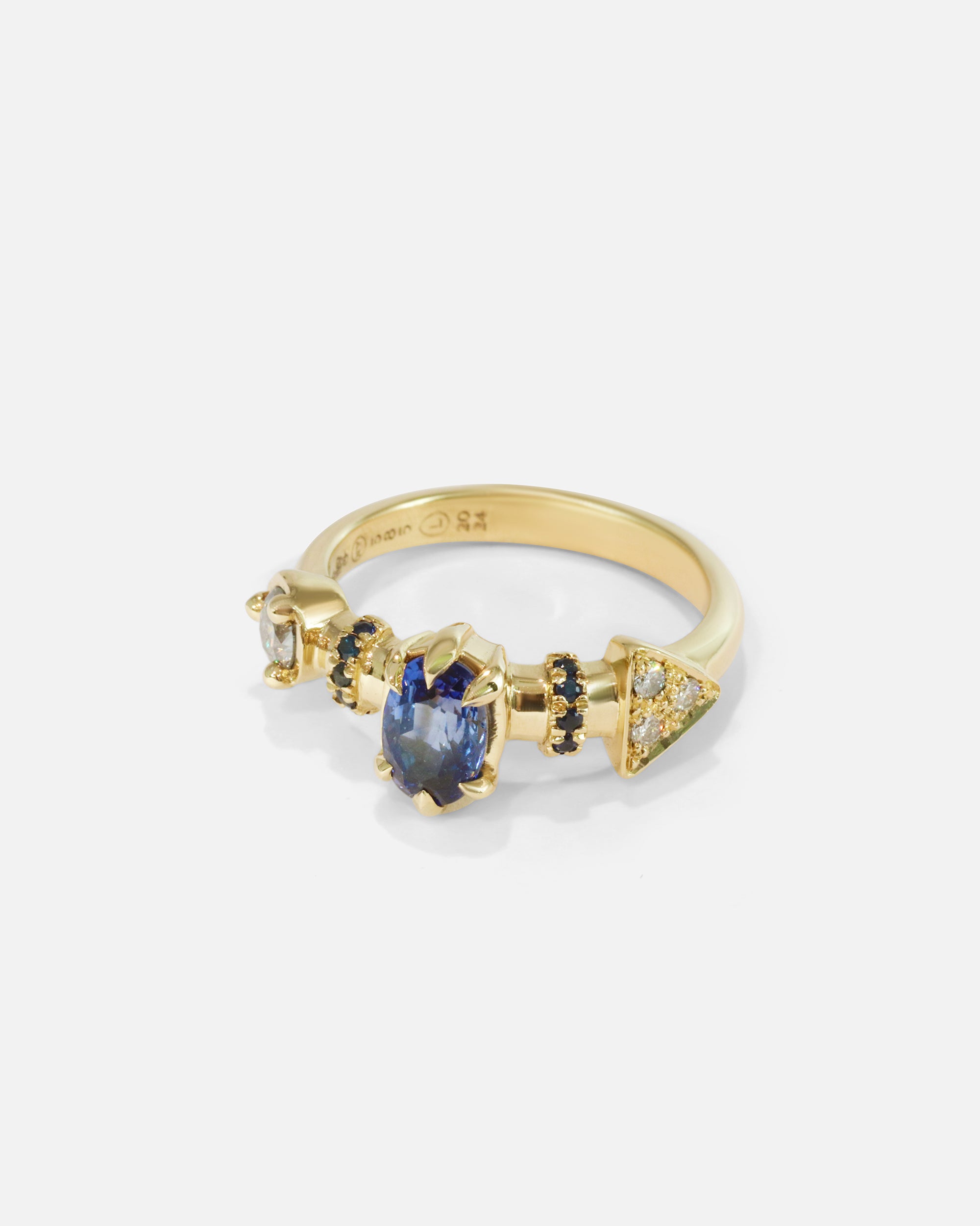 Alternative side view of Supernova Blue Sapphire and White Diamond Ring