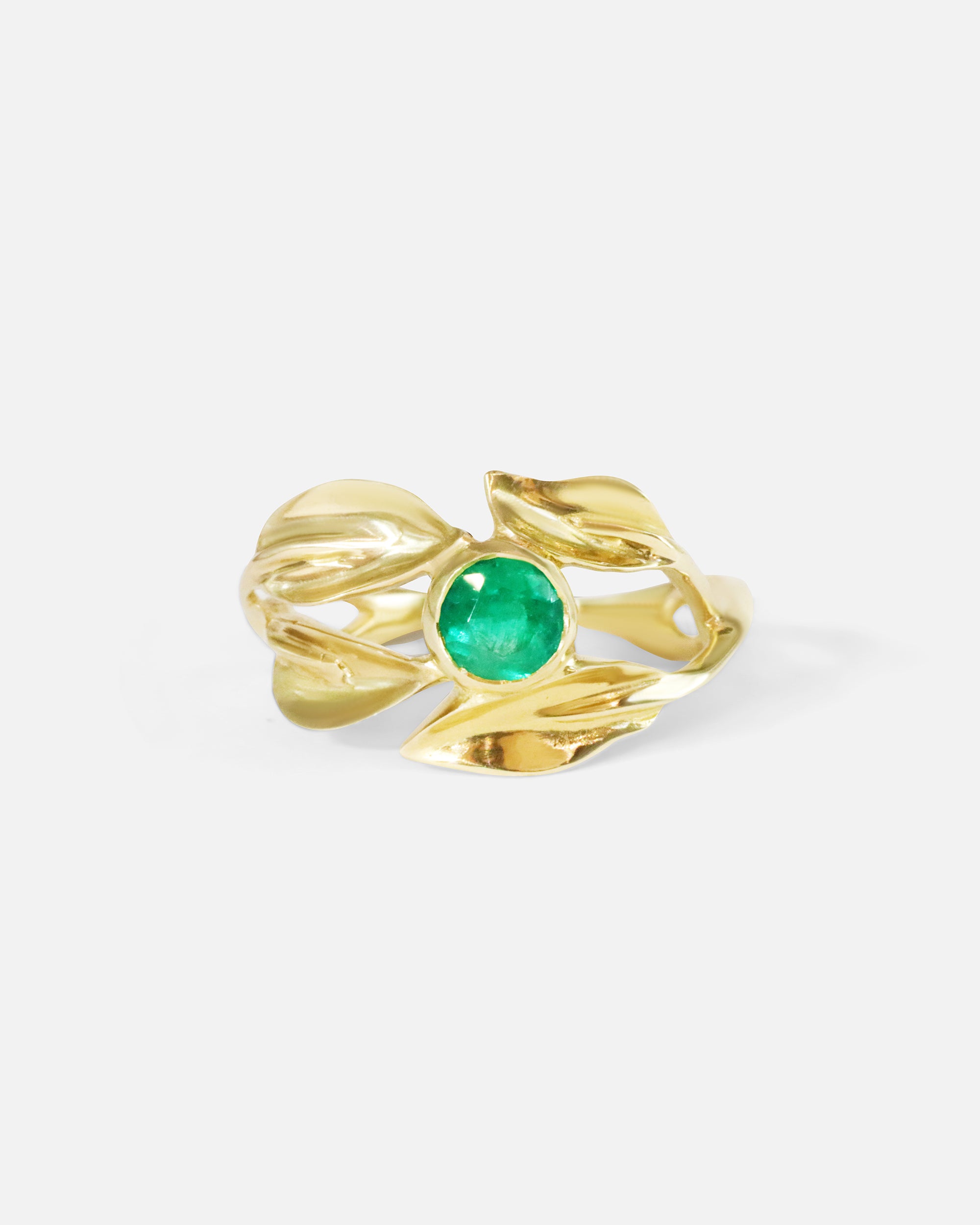 Front view of Willow / Emerald Ring