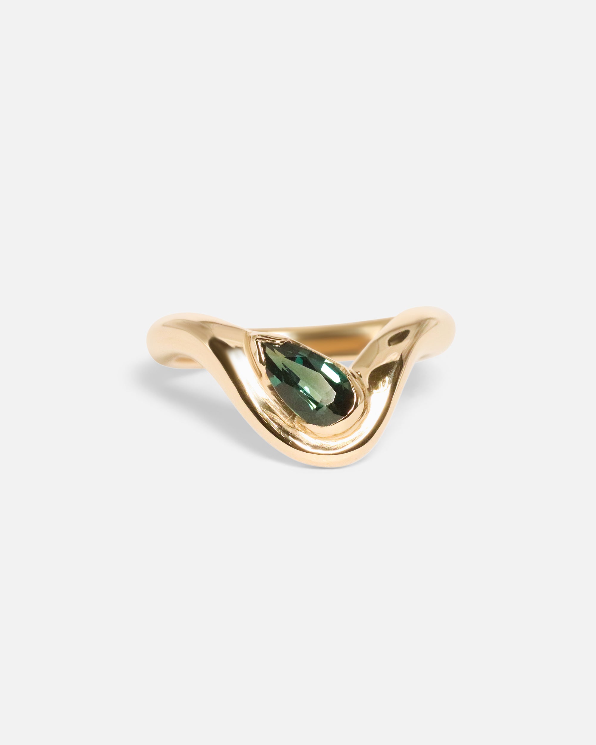 Front view of Pear Dip / Sapphire Ring by Kestrel Dillon