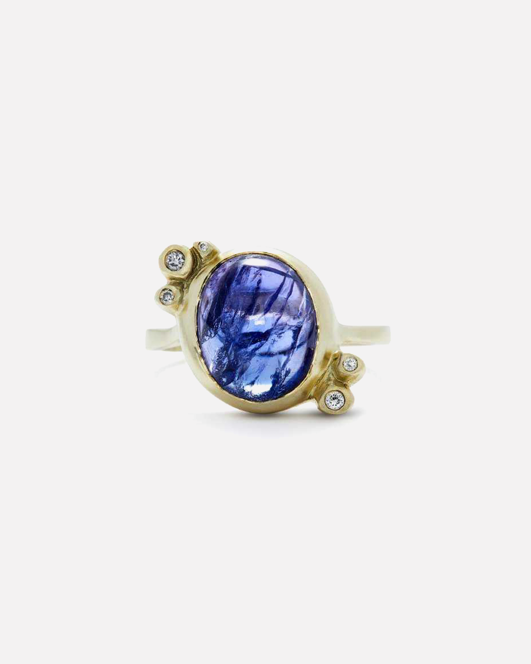 Front view of Bubble 23 / Tanzanite Ring