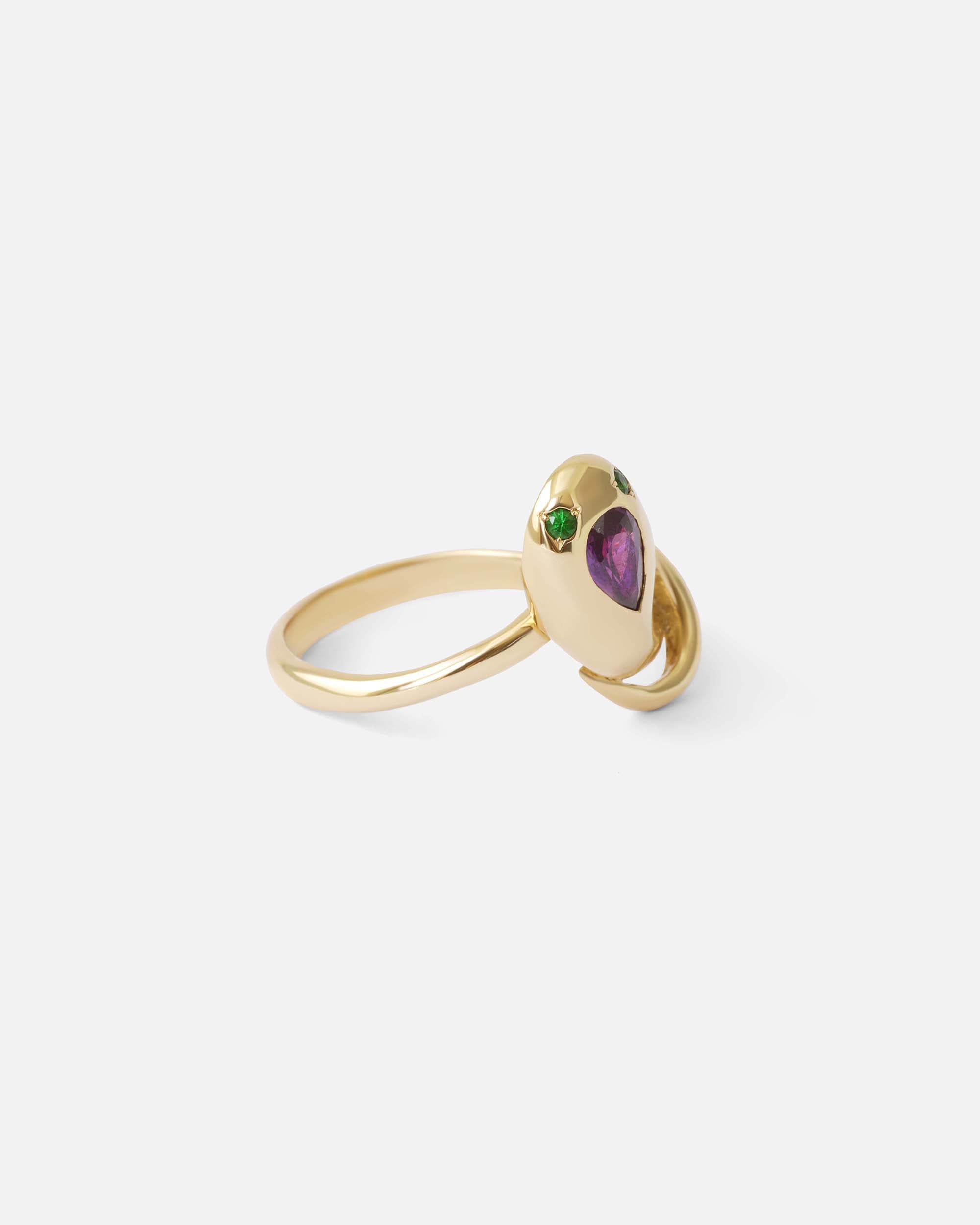 Nudum Serpentes Ring / Dark Purple Sapphire By Ides