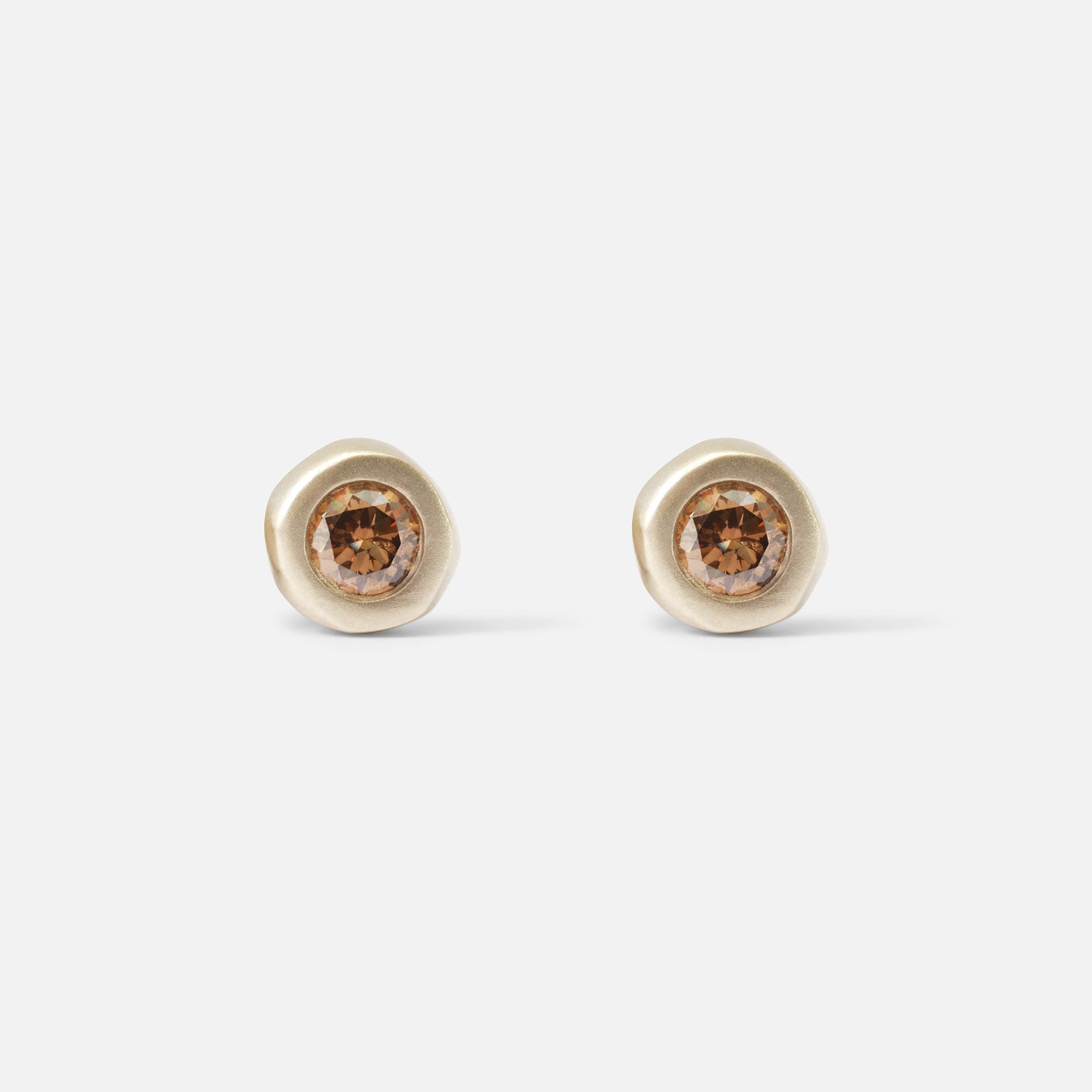 Pebble / 4mm Stud Earrings By Hiroyo in earrings Category