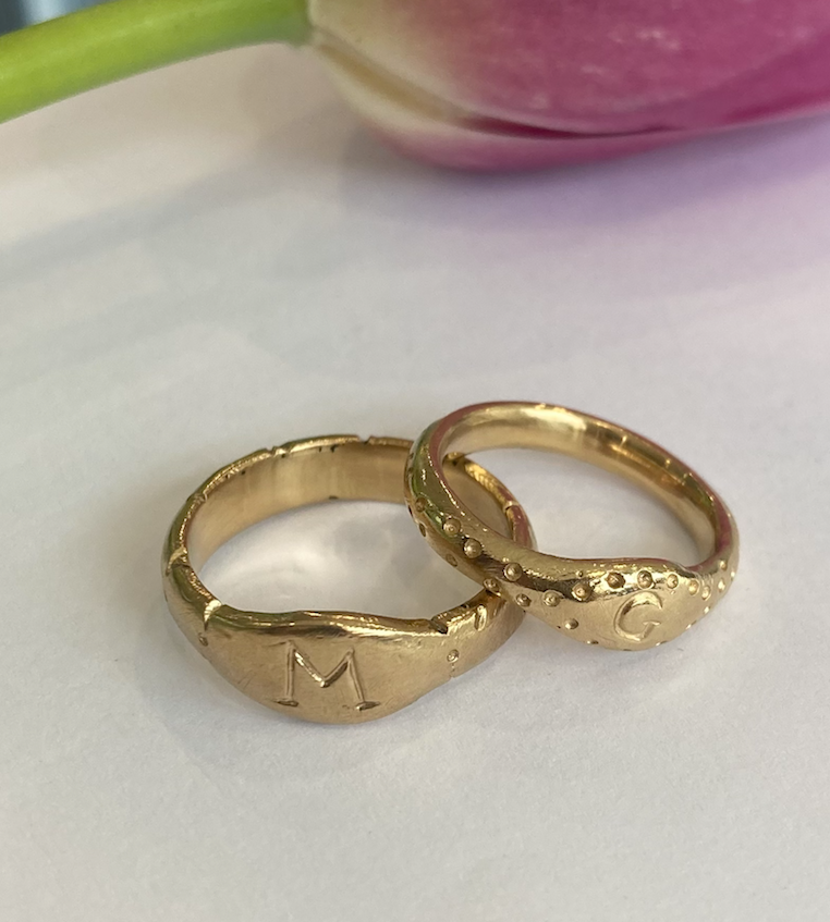 Latest Designs of Gold Engagement Rings 2021 | Couple Rings Designs  Beautiful Gold Engagement Rings | Couple ring design, Ring designs, Engagement  rings